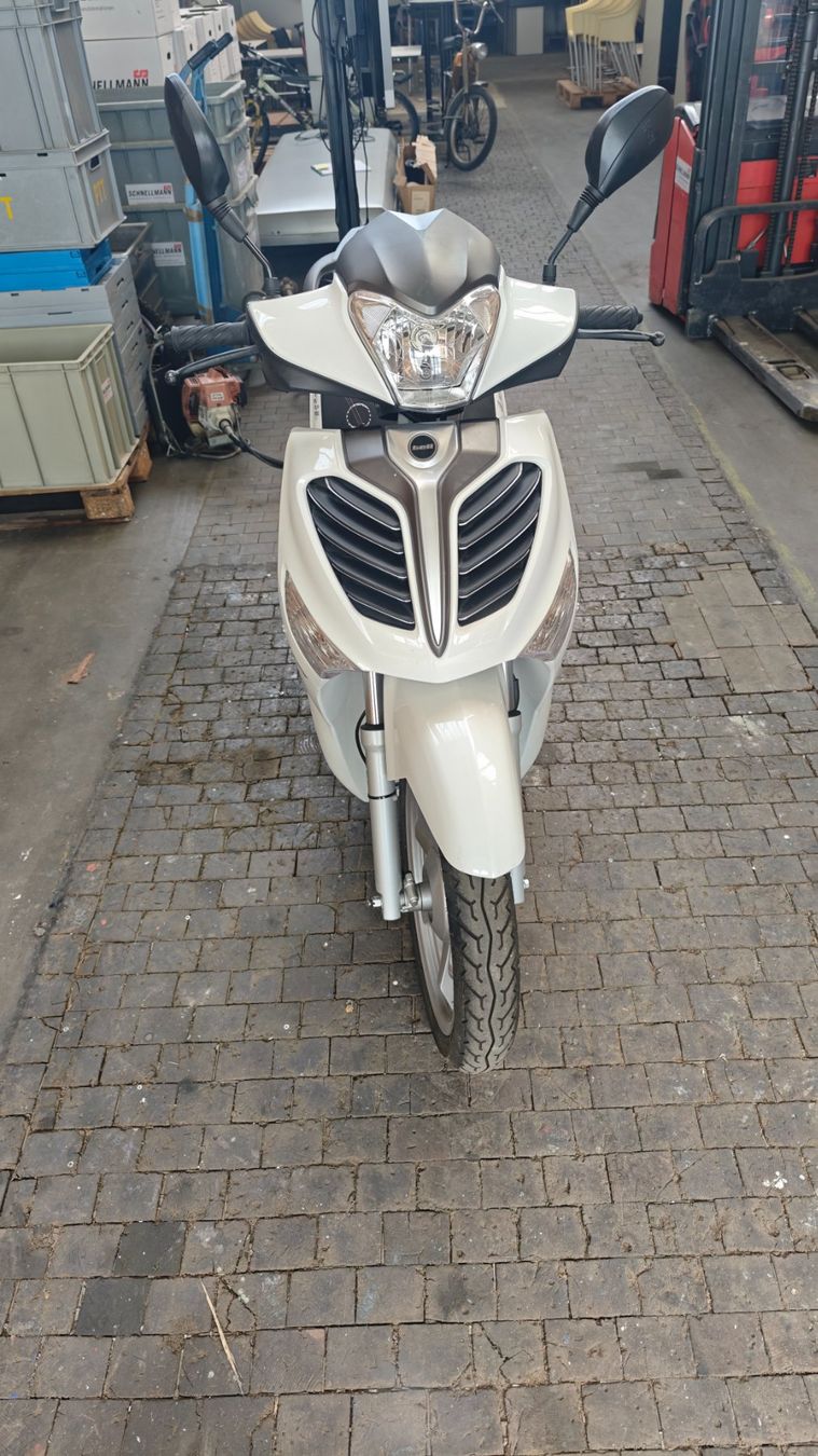 Tell Scooter: Roller 125er – Usato da Luzern venduto da pilatusshop 2