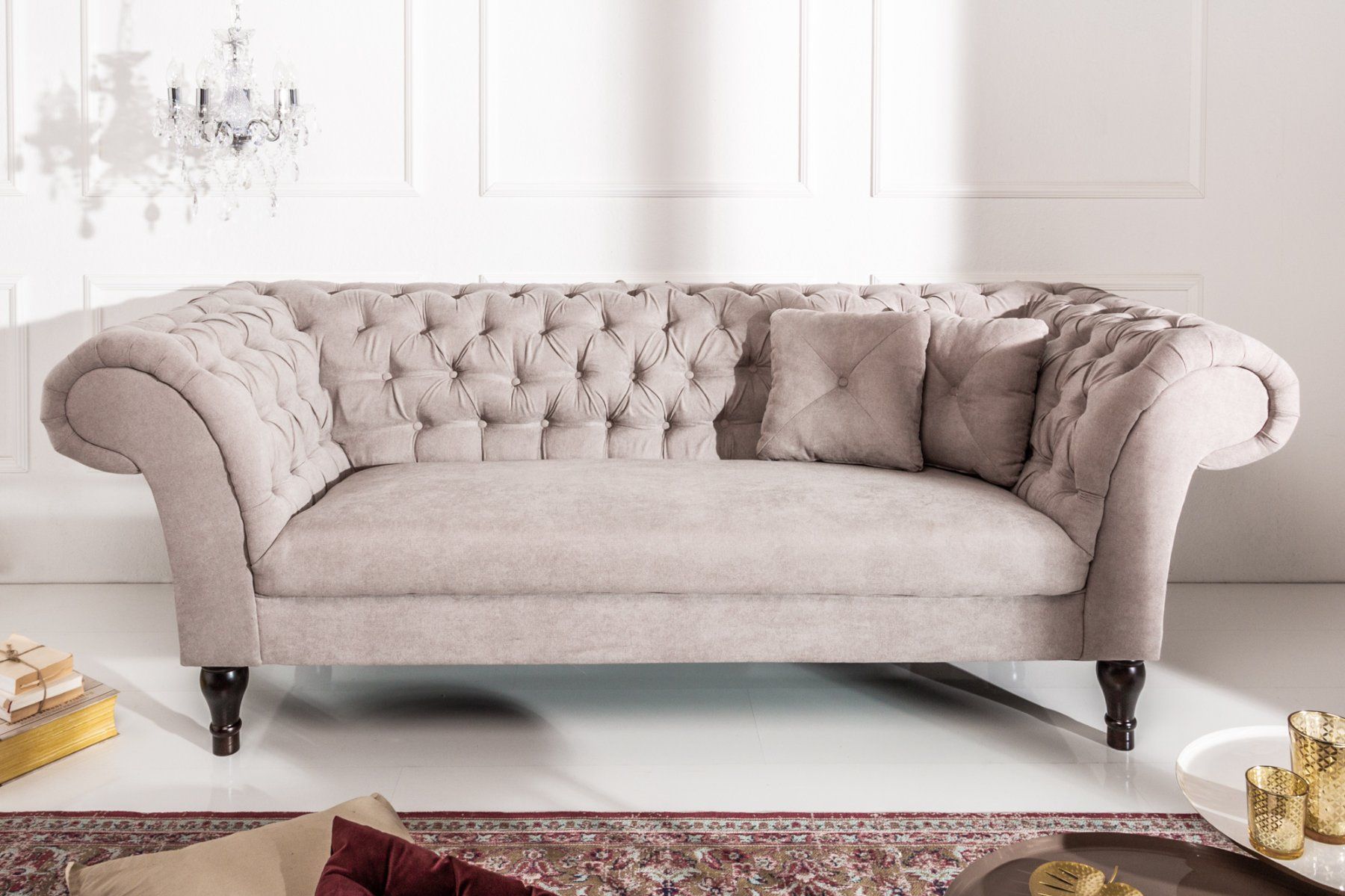Chesterfield Divani: Chesterfield Sofa 225cm in Greige Samt – Nuovo e nell'imballaggio originale da Winterthur venduto da aredo 1