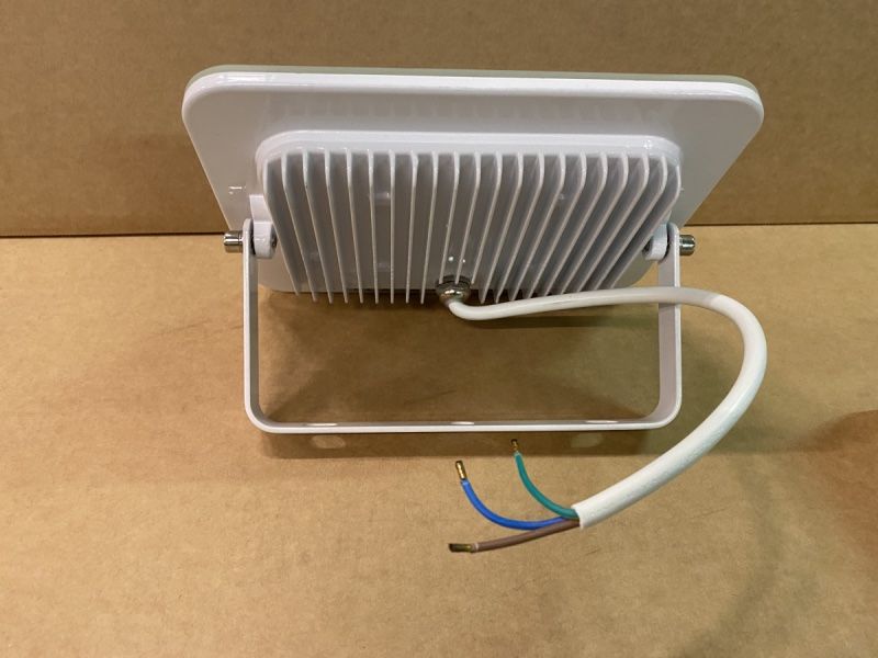 Lampade: LED Strahler 30W – Nuovo e nell'imballaggio originale da Necker venduto da liq24 3