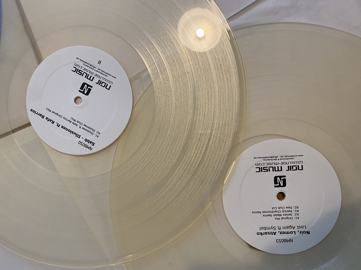 Dischi in vinile: Vinylsammlung Techno Minimal House – Nuovo (secondo la descrizione) da Möhlin venduto da Devilspunchbowl 4