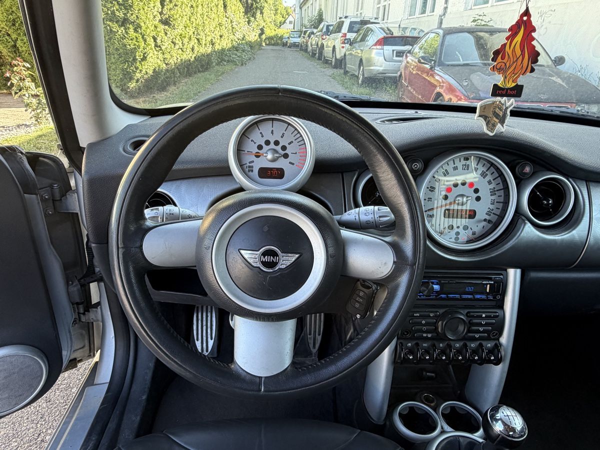 Mini Autos: Mini Cooper S 1,6 Sport  – Gebraucht aus Amriswil von Autocent 9