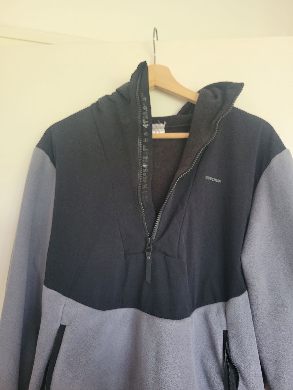 Pulls & Sweat-shirts: Pull Quechua taille M – D'occasion à Thônex par Jankhee 2