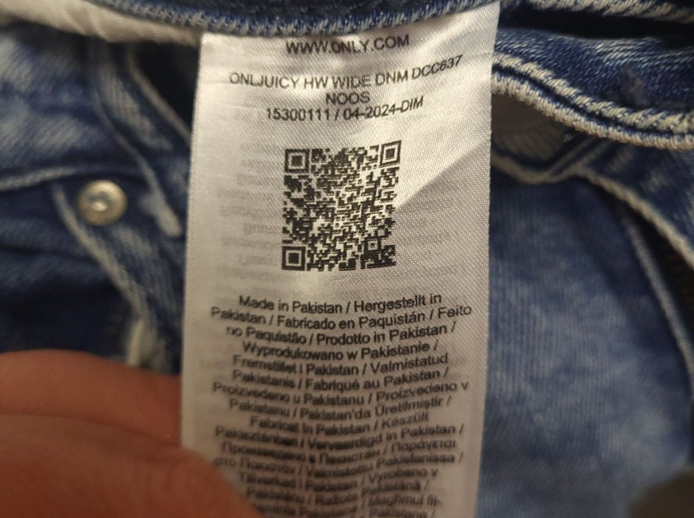 Only Jeans: Only Wide Leg Jeans Gr.32/32 – Usato da Oberaach venduto da Svea11 9