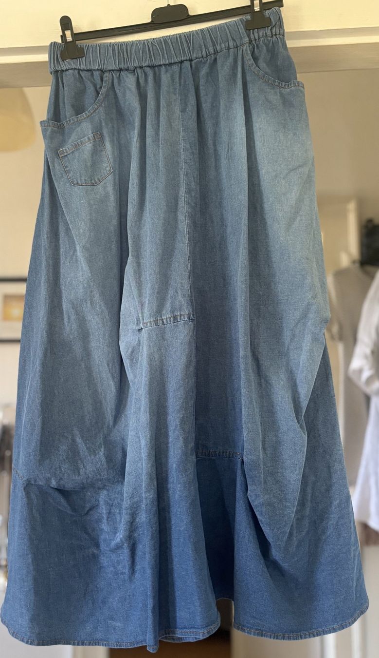 Röcke: JUPE JEANS! M – Neu und originalverpackt aus Locarno von NicoNion