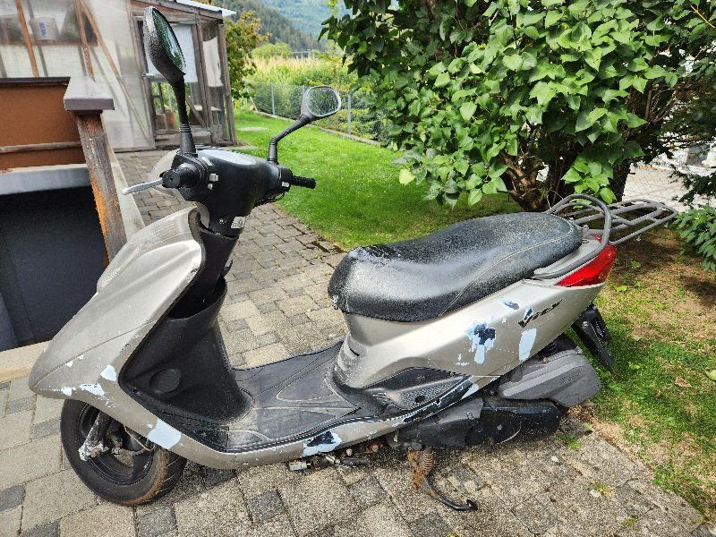 Yamaha Strada: Motorrad Yamaha XC125 Roller hellgrau met. – Usato da Wilderswil venduto da beo12345 1