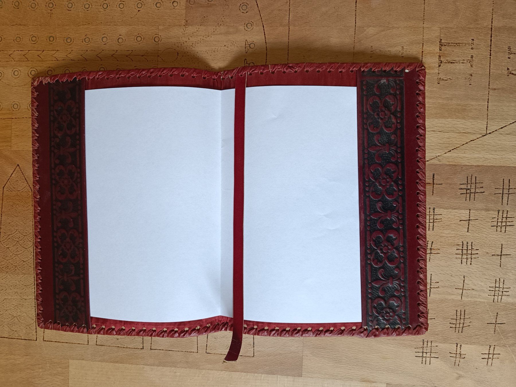 Valigie & Borse: Antike Leder Dokumentenmappe / porte-document vintage cuir – Usato da Genève venduto da Mercedest7 3