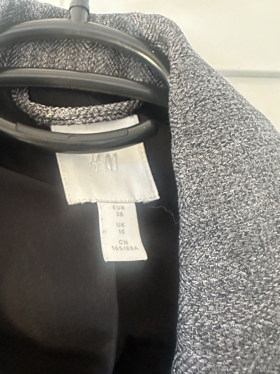 H&M Jacken: Blazer – Gebraucht aus Adlikon von Chbu84 1