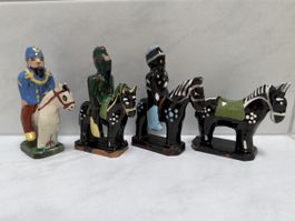 Keramik Figuren antik, Pferde mit Reiter.