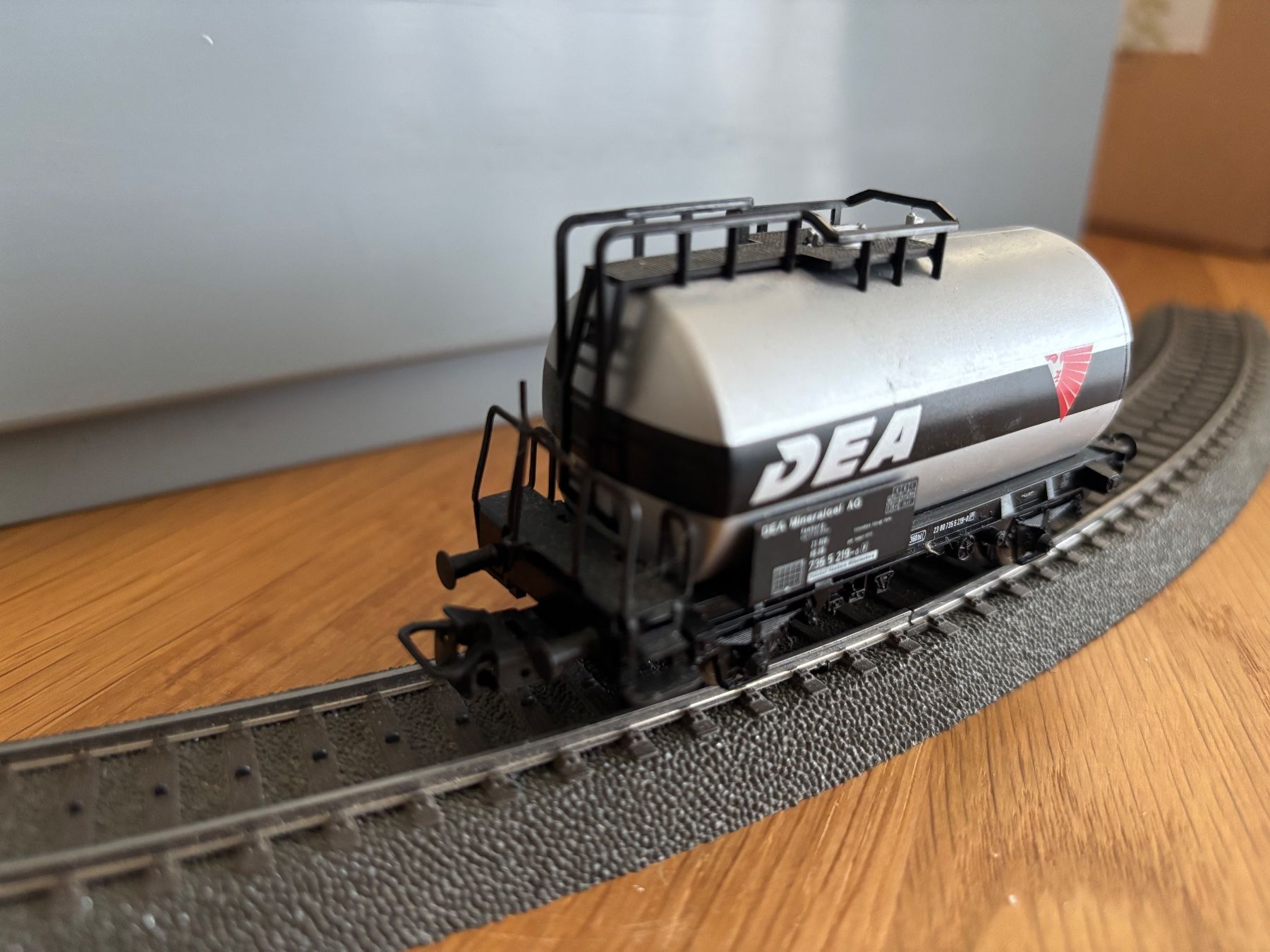 Märklin Modelleisenbahnen: 2x Tankwagen - Märklin – Gebraucht aus Bremgarten AG von Trombone98 3