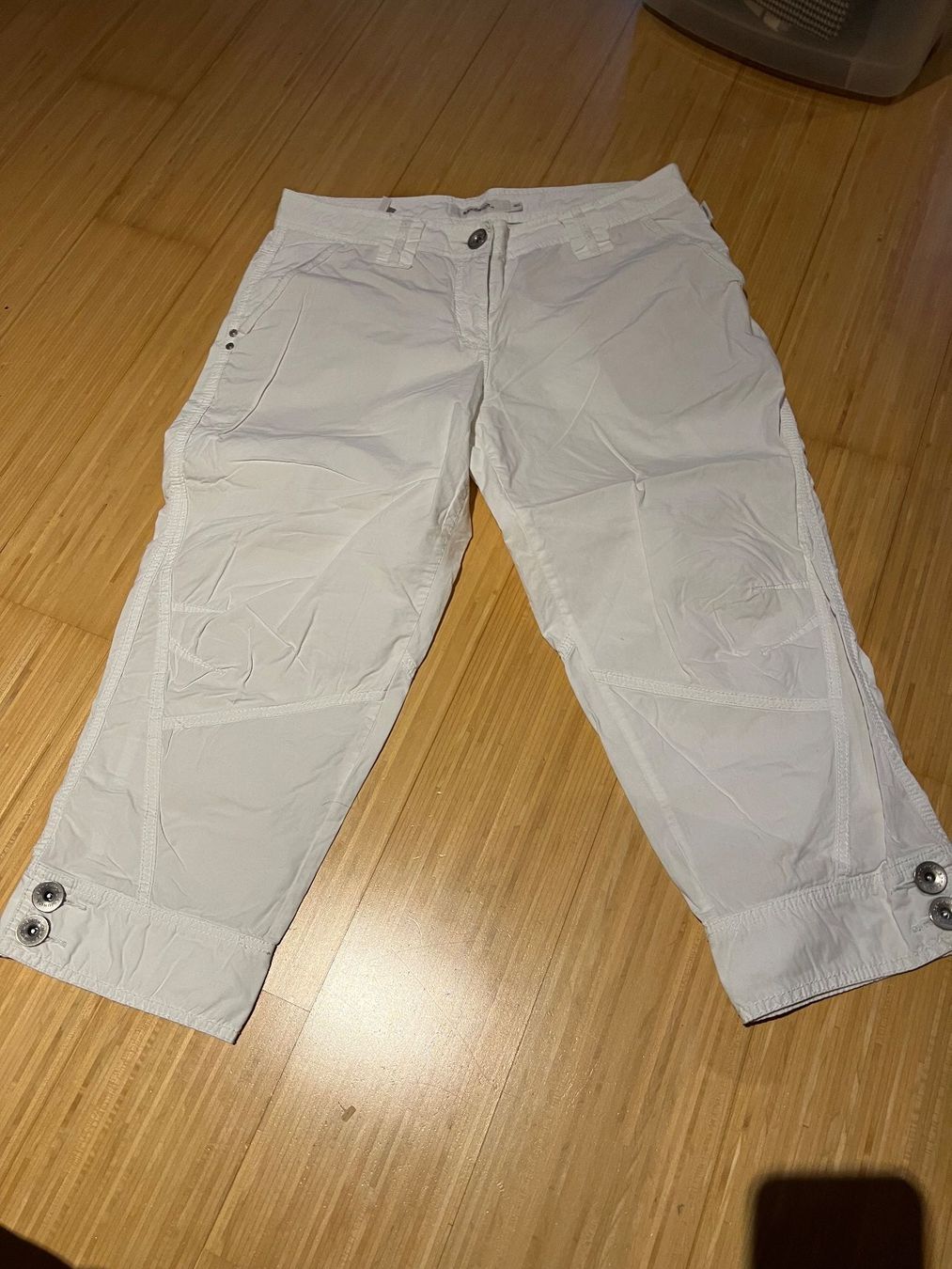 Pantaloni: Weisse Sommer Stoffhose Gr. 40 Sandwich – Usato da subingen venduto da gibo11