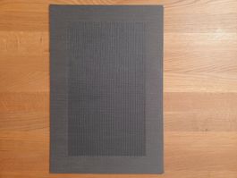 Graue Tischsets (4 Stk.) - Perfekt für den Esstisch!