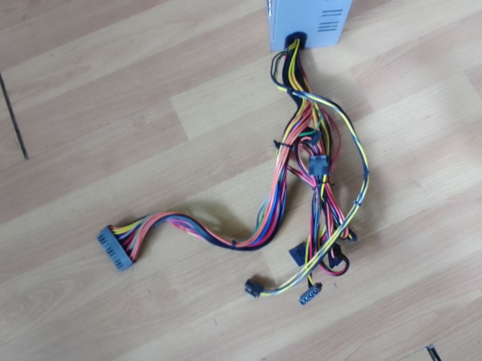 PCs: PC Netzteil Be Quiet Sb9 300 Watt – Gebraucht aus Ebmatingen von swiss.canadian 4