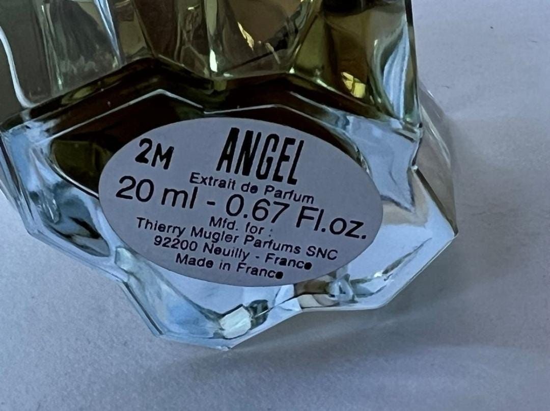 Mugler Parfums & Eau de Toilette: Extrait de Parfum THIERRY MUGLER Angel 20ml – D'occasion à Kestenholz par Porsche117 3