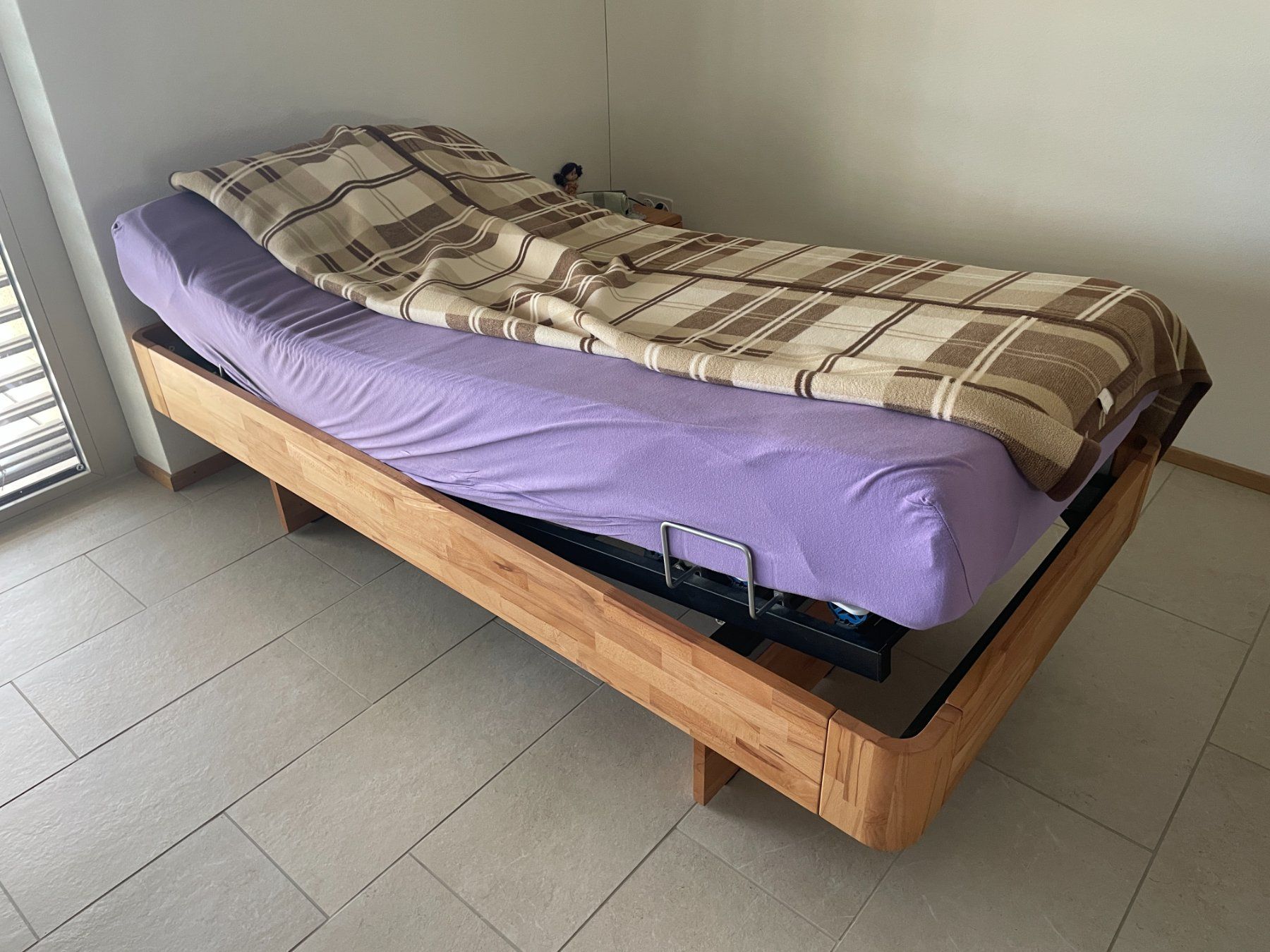 Betten: Bett – Gebraucht aus Zürich von Yaris1 2