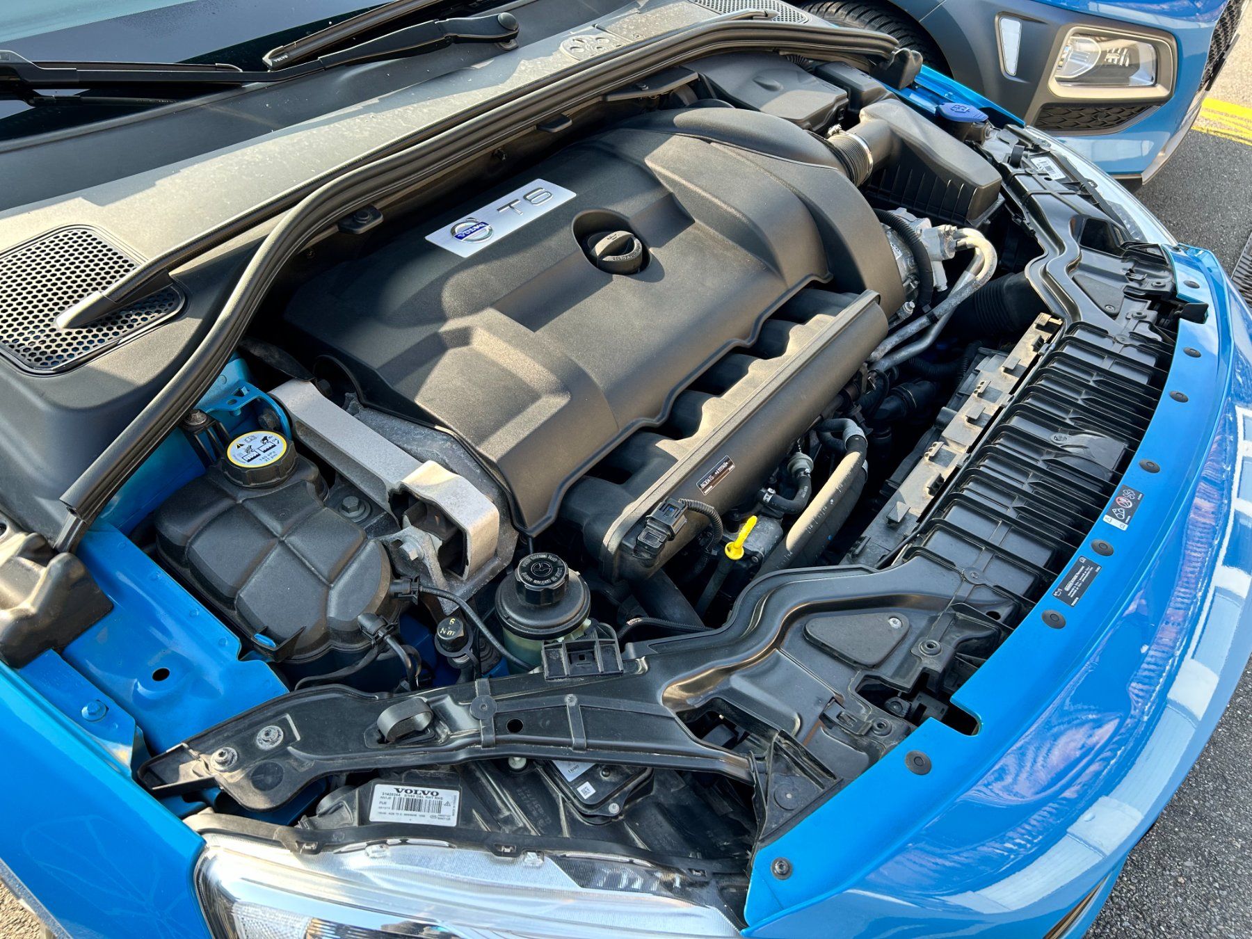 Volvo Automobili: VOLVO V60 3.0 Polestar – Usato da Troistorrents venduto da gir_j6k5 8
