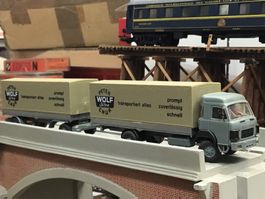 Wiking Modell SAURER mit Anhänger "Peter Wolf Söhne Chur"