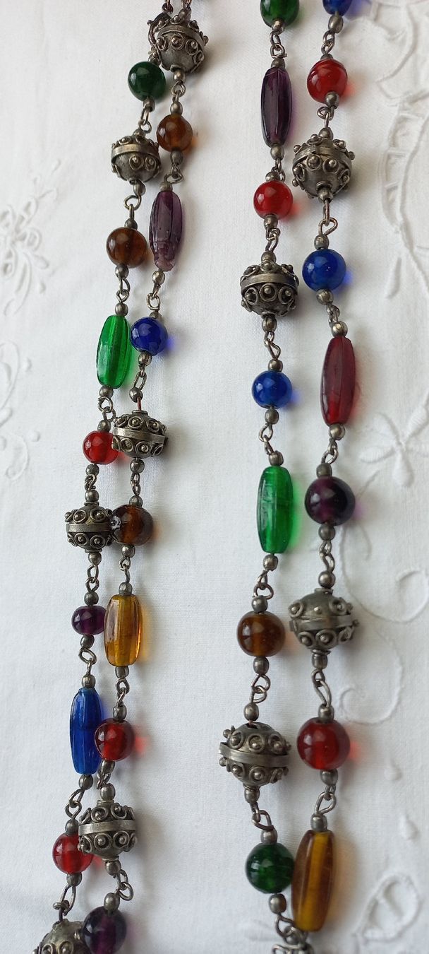 Catenine: Vintage,Halskette mit Bunten Glasperlen. – Usato da Buchs AG venduto da Dzirul 4