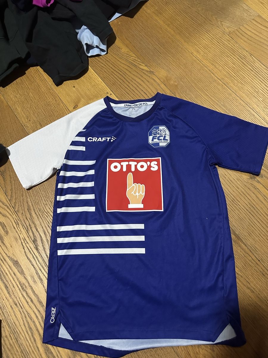 Canottiere & Pantaloni: FCL Trikot  – Usato da Cham venduto da lischer444