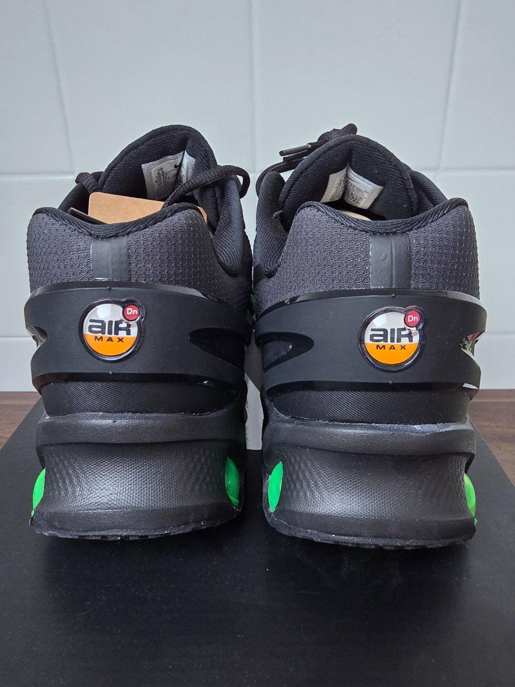 Nike Scarpe da uomo: Nike Air Max DN8 – Nuovo e nell'imballaggio originale da Fleurier venduto da dav_xx8y 4
