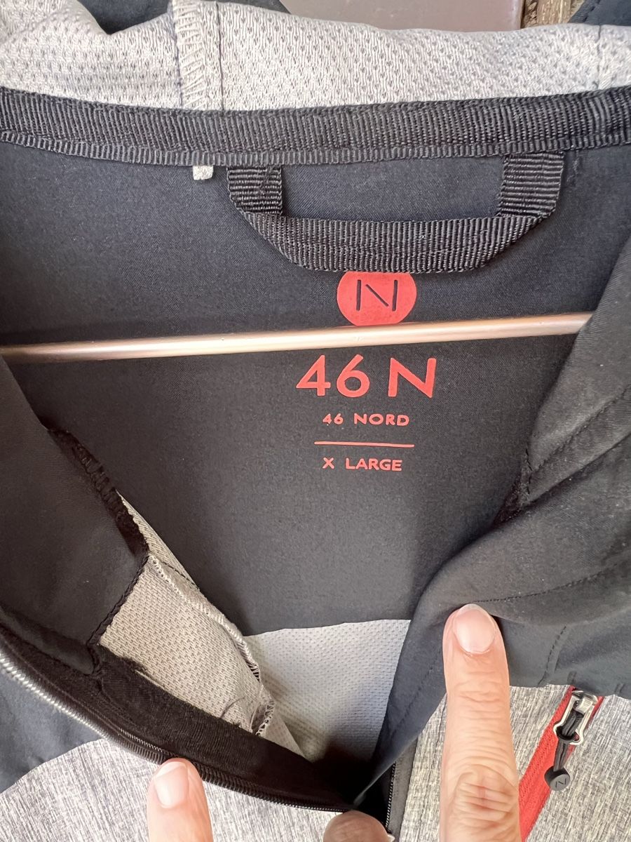 46 Nord Vestes: 46 Grad Nord Hardshell / Wanderjacke Gr. XL – D'occasion à Emmen par nelice123 2