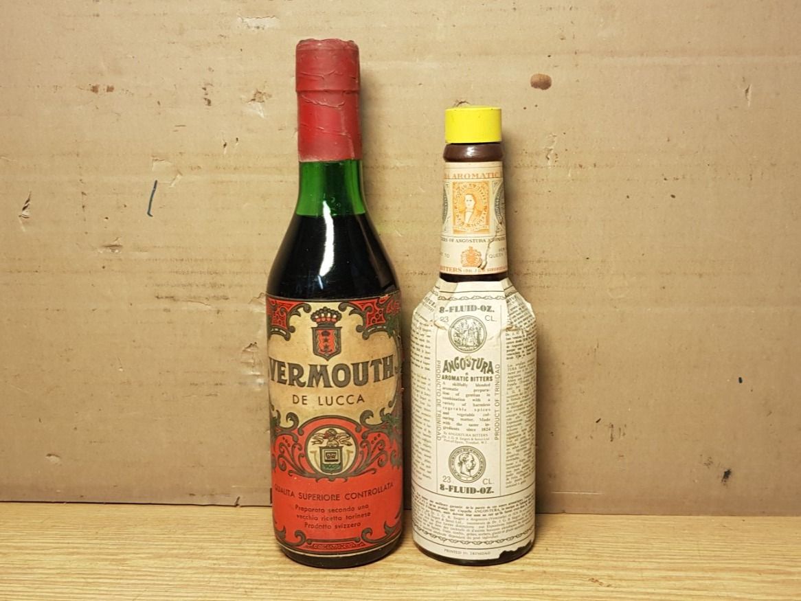 Spirituosen: 2 uralte seltene Fl. Apéro / Liqueur, ca. 50/60's. – Neu (gemäss Beschreibung) aus Schöftland von Topdeal4