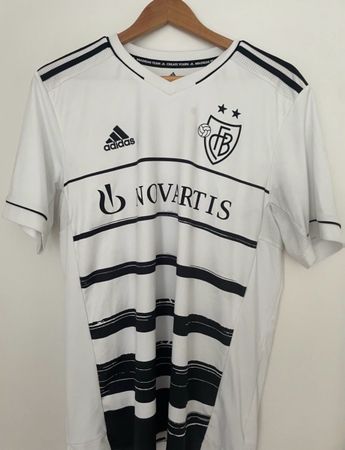 FC Basel Trikot A. Cabral #10, Saison 2021/2022, Gr. XL