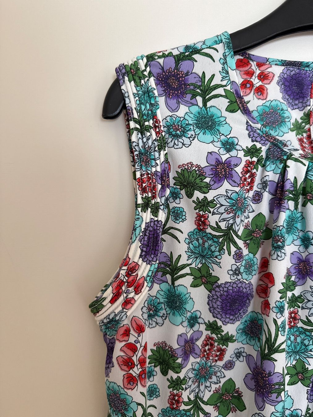Tops: Blumen Top SFERA M – Gebraucht aus Horgen von linuxrp 1