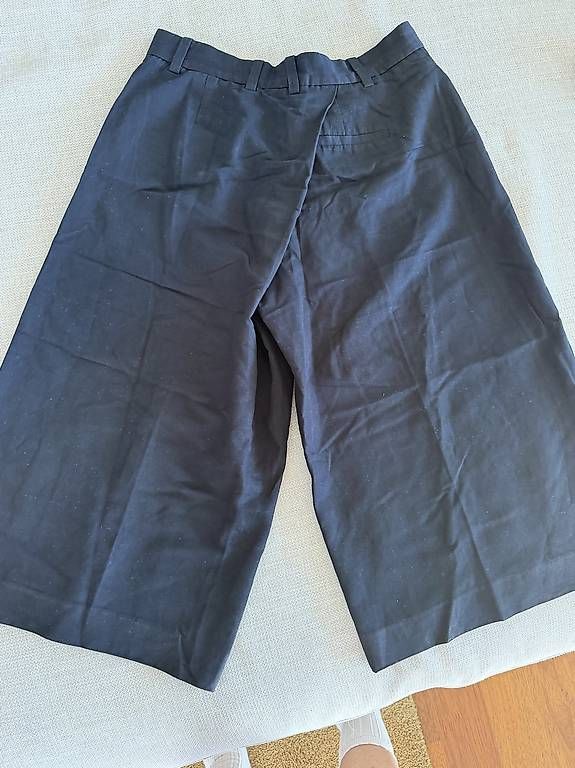 Pantaloni: COS Culotte 34/36 – Nuovo e nell'imballaggio originale da Sins venduto da bit_rg7j 4