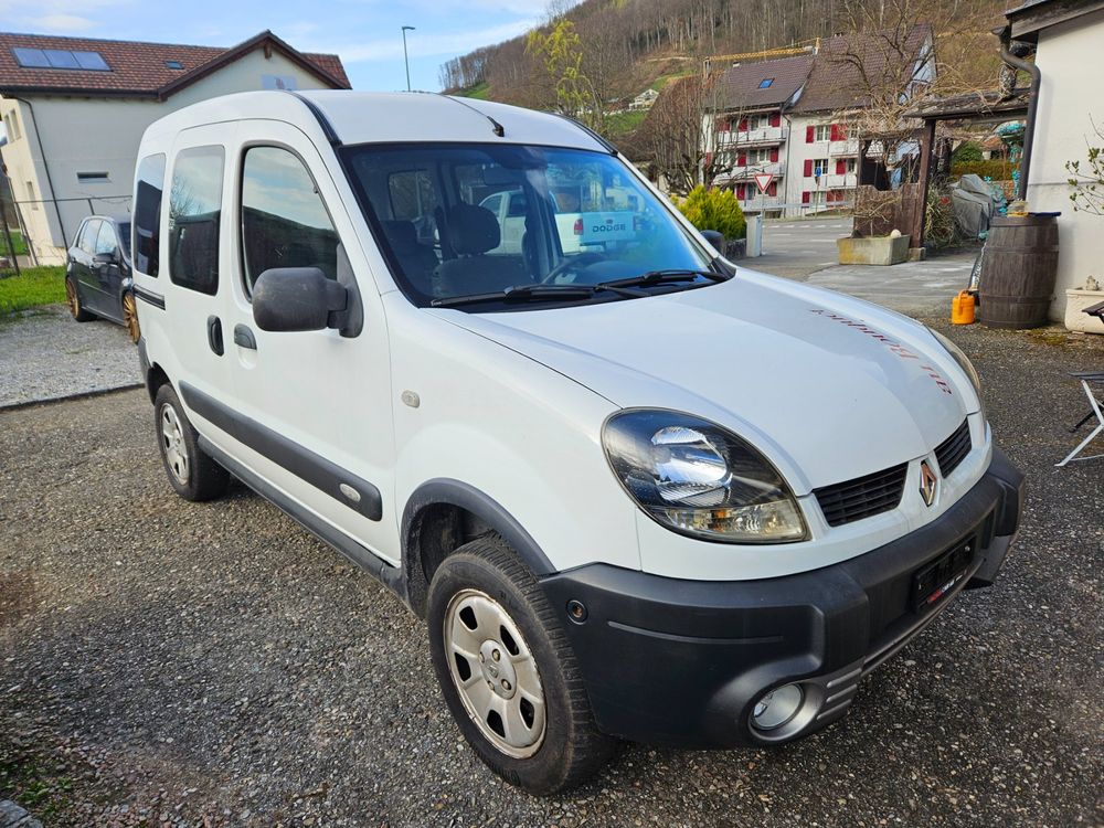 Renault Kangoo 1,6 16V 4x4, Benziner, Schaltgetriebe, Anhäng