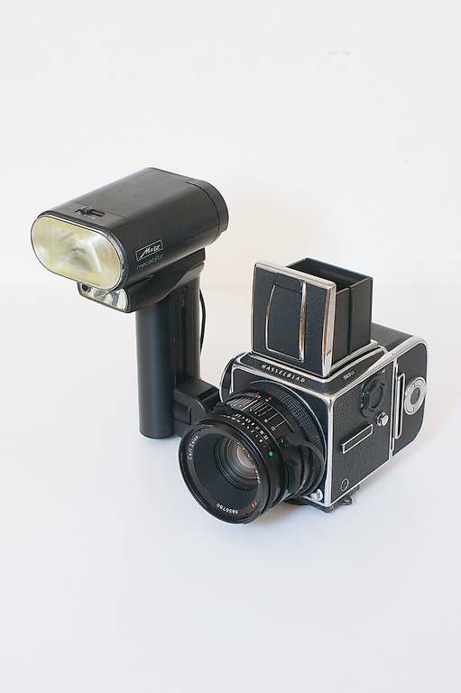 Hasselblad Kamera: Hasselblad 503CX | CF 80mm | A12 + A16 | OVP – Gebraucht aus Zürich von acezwei 3