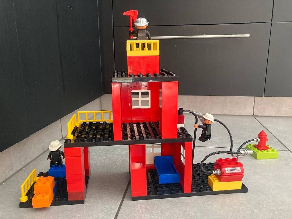 Lego Baukästen: Duplo caserne de pompier – Gebraucht aus Liddes von tigers88 3