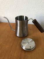 Perfekt Pourover Kettle 0,5L aus Edelstahl mit Holzgriff