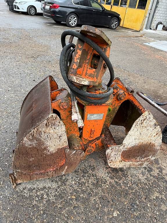 Escavatori: bagger schalengreifer mit dreimotorex bagger 10 T – Usato da Wila venduto da ABM_As 2