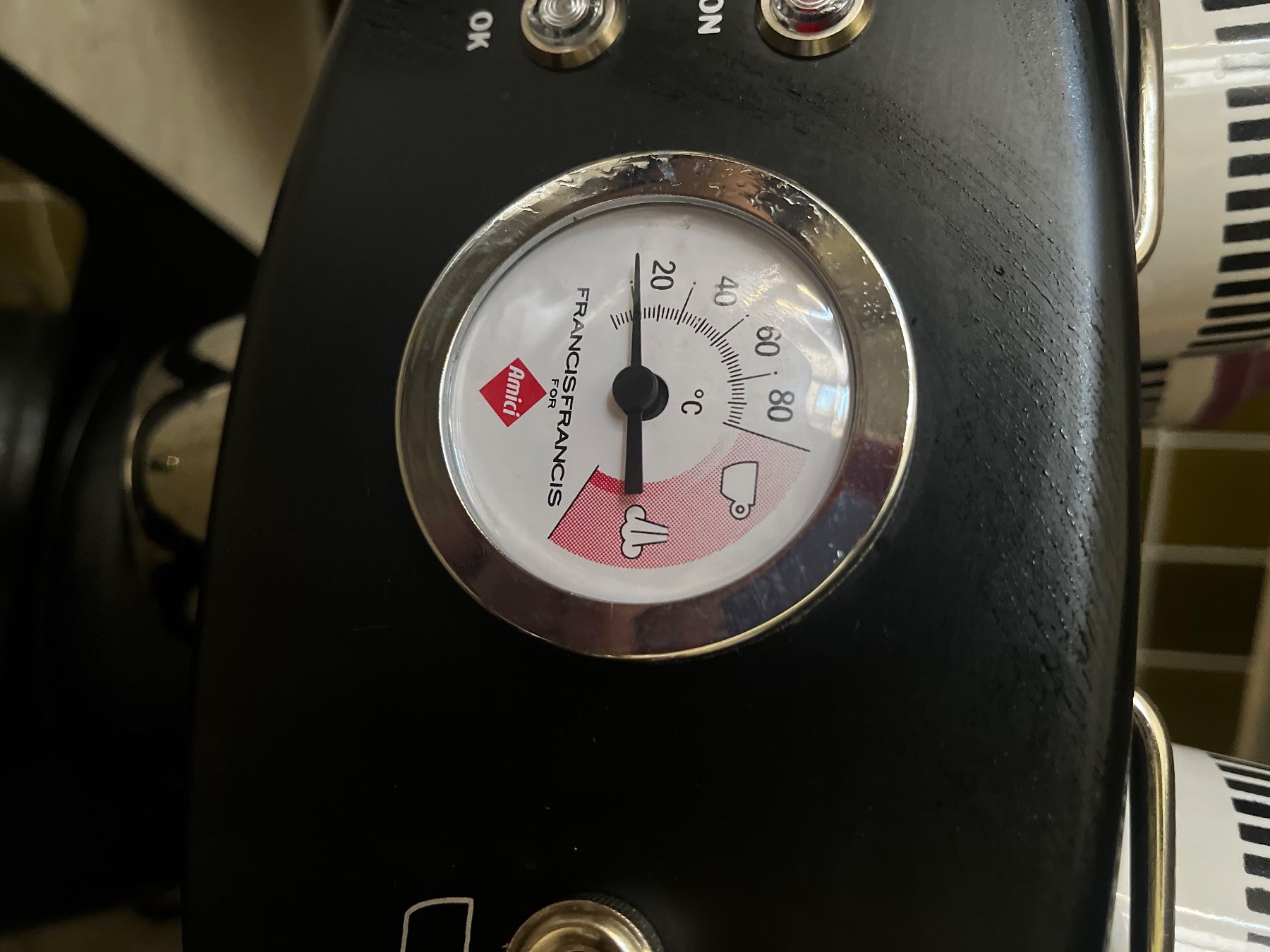 FrancisFrancis! Macchine per caffè & Macchine per espresso: Espressomaschine Amici Francis X1 – Usato da Basel venduto da Opina01 4