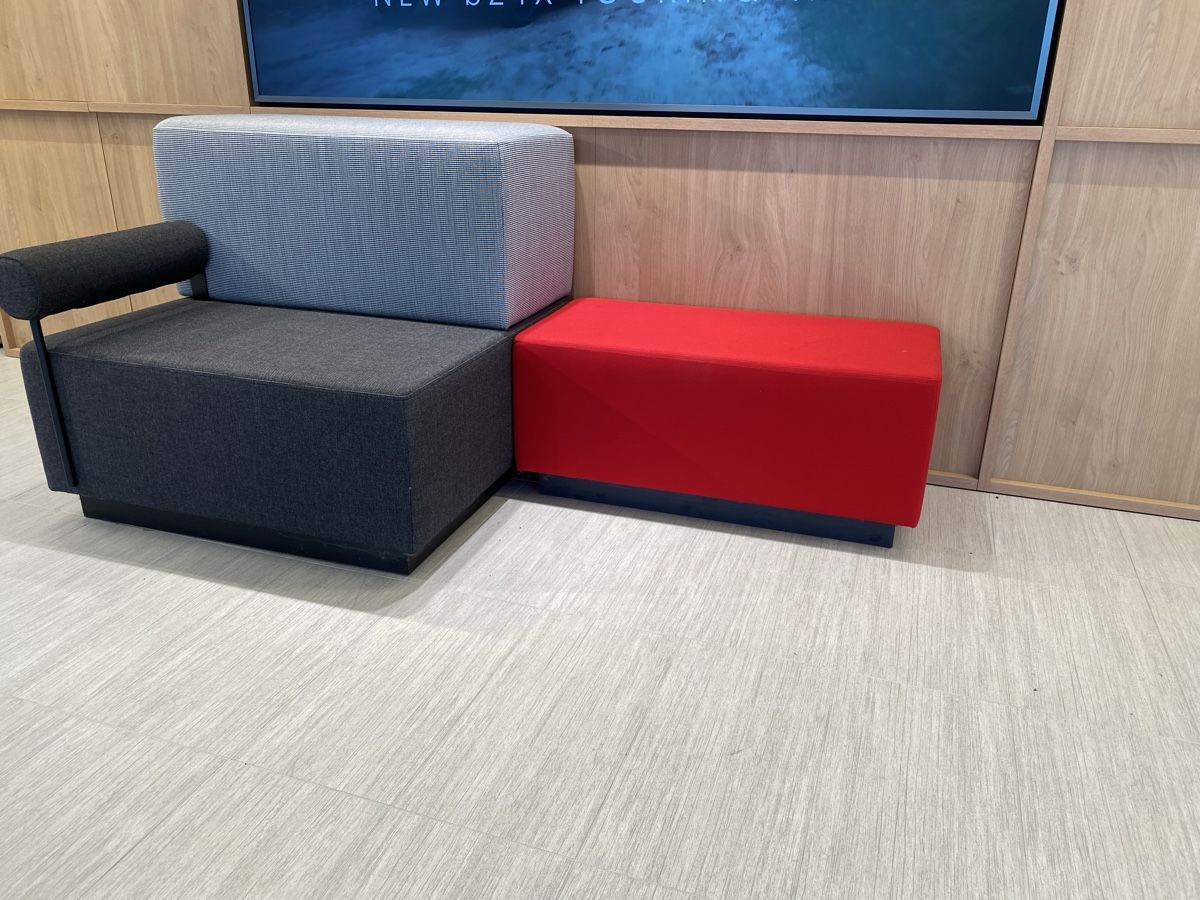 Divani: Sofa, Sitzgruppe, Wartebereich  – Usato da Hägglingen venduto da Karin0802 2