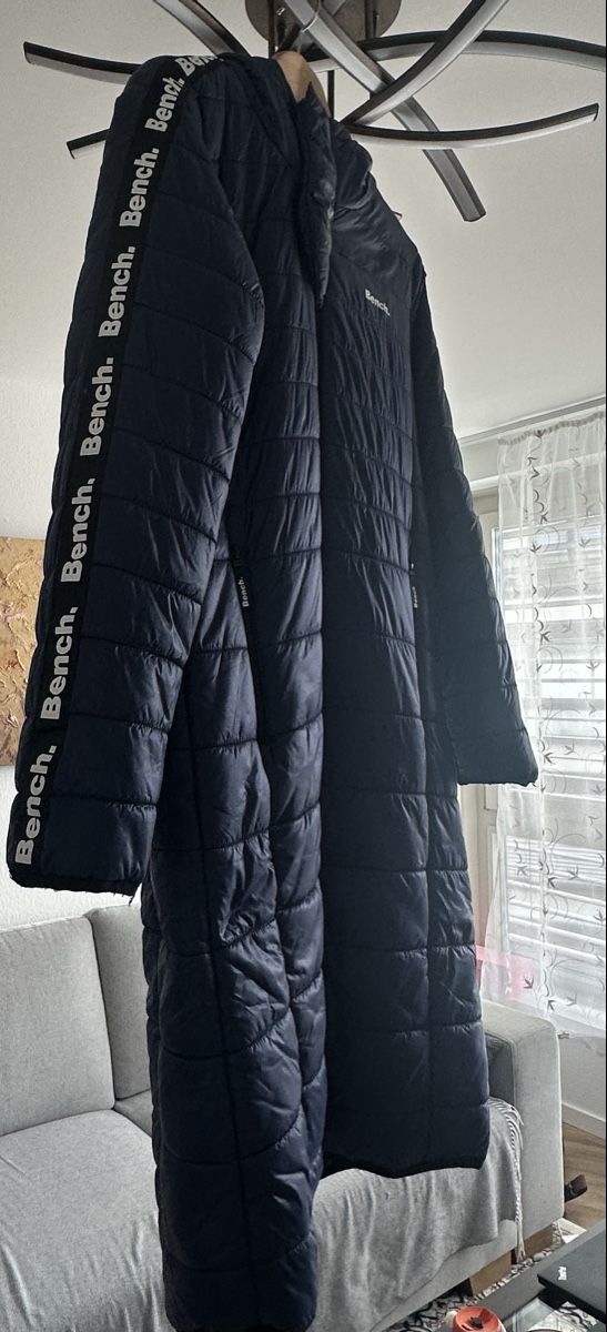 Cappotti: Dark Blue Winter Coat  Size M New – Nuovo (secondo la descrizione) da Zürich venduto da NYDDYN 2