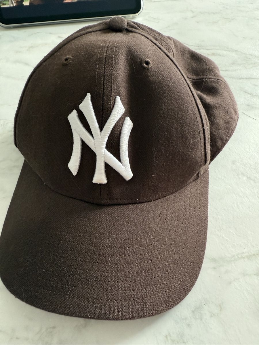 Hüte, Mützen & Caps: NY Cap – Gebraucht aus Winterthur von leacatalinaa