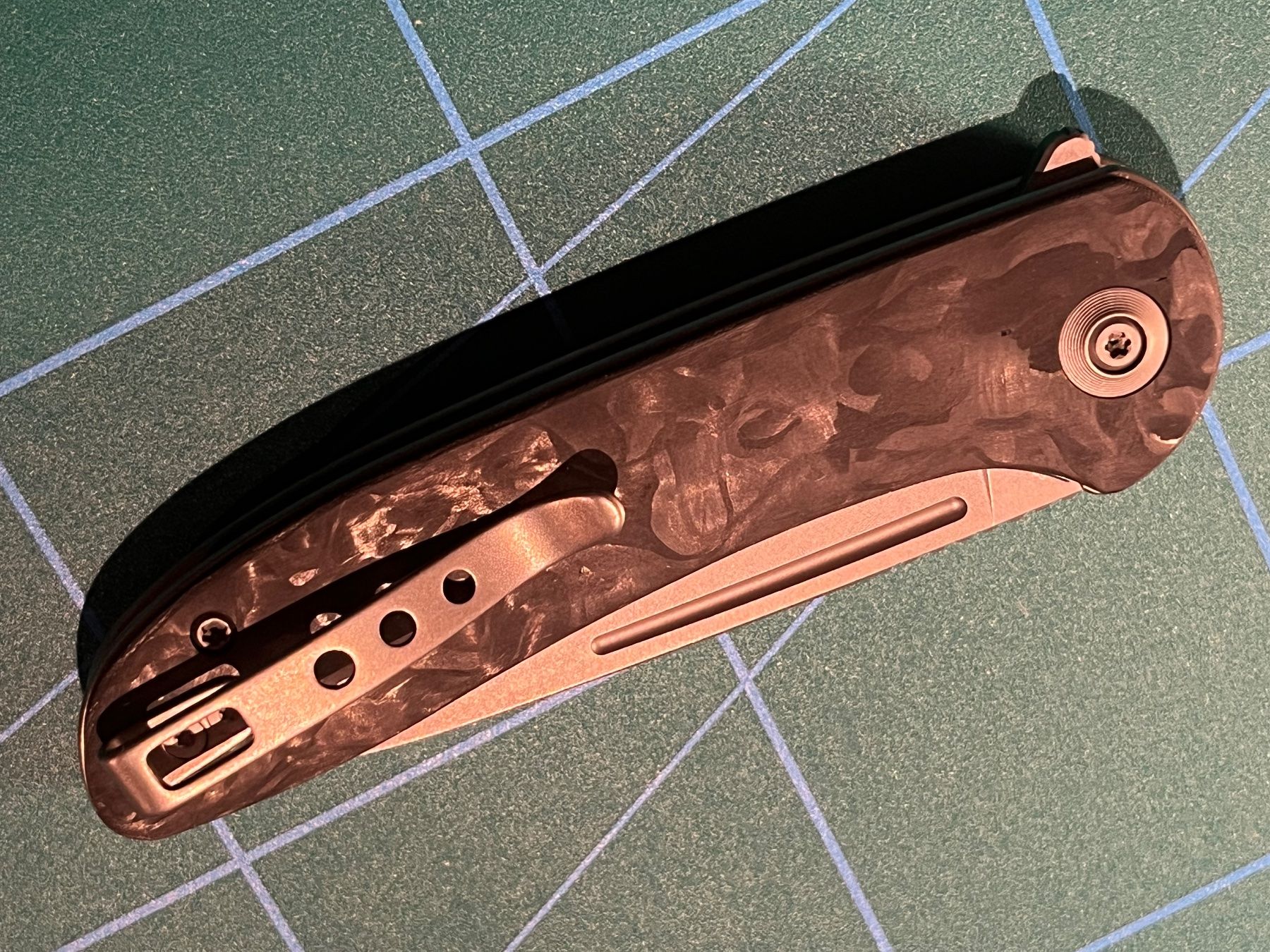 Taschenmesser: WE Knife Saakshi Stonewashed, Carbonfiber Taschenmesser Neu – Neu und originalverpackt aus St. Niklaus VS von wildholzmann 4