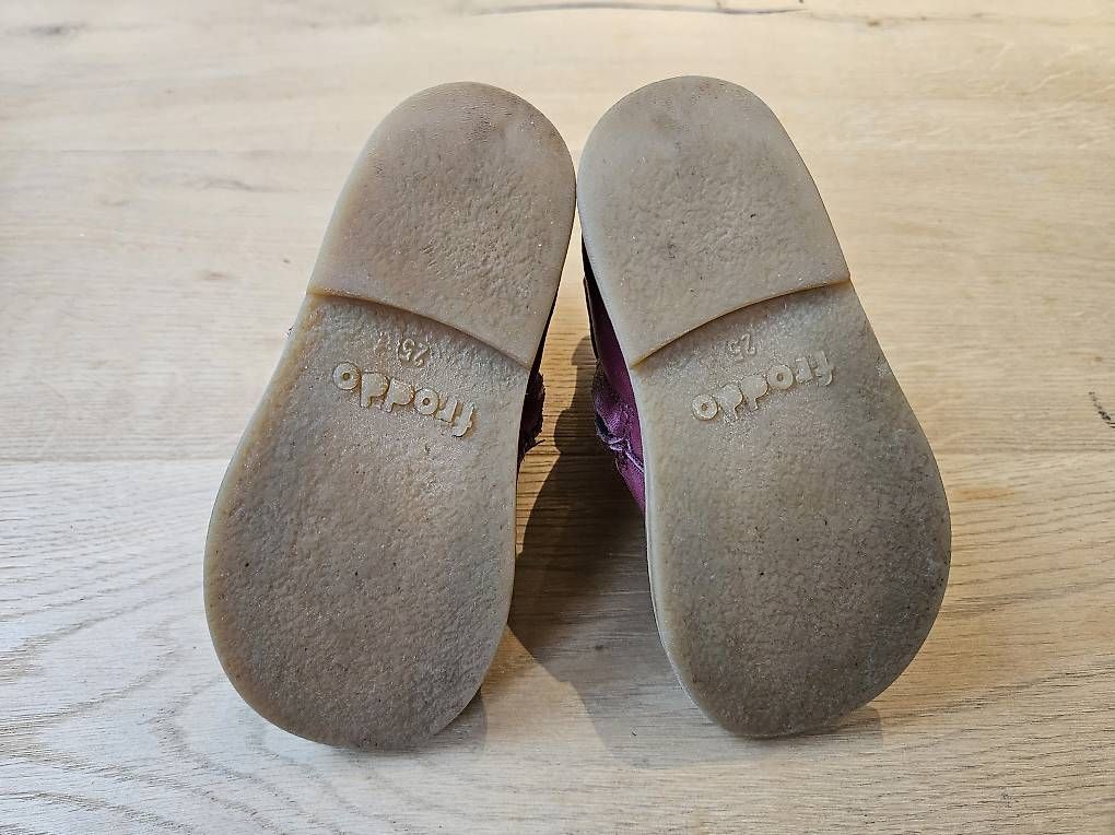 Scarpe per ragazze: Stiefeletten Froddo Gr. 25 – Usato da Hüntwangen venduto da Hensi1 1