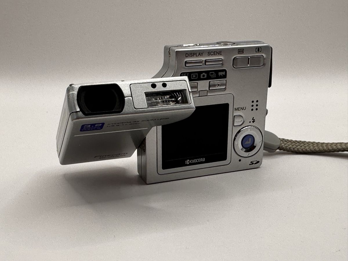 Fotocamera: Kyocera Finecam SL300R – Usato da Arbon venduto da Sed_9bj9 3