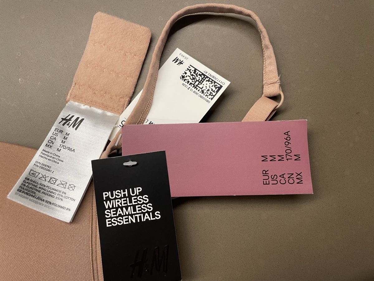 H&M Sonstige Unterwäsche: New H\&M Comfort Seamless Wireless Bra, Size M – Neu und originalverpackt aus Oberwil BL von Stellochkas 2