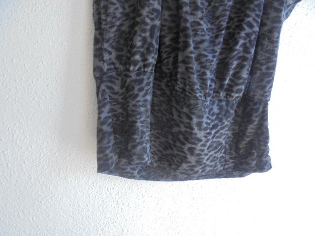 H&M Tops: TOP Gr. L, H & M Leo-Print, NEU – Neu (gemäss Beschreibung) aus Hinwil von Glasperlen 3