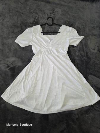 Damen Kleid weiss kurzarm Grösse L but fits to SMALL only