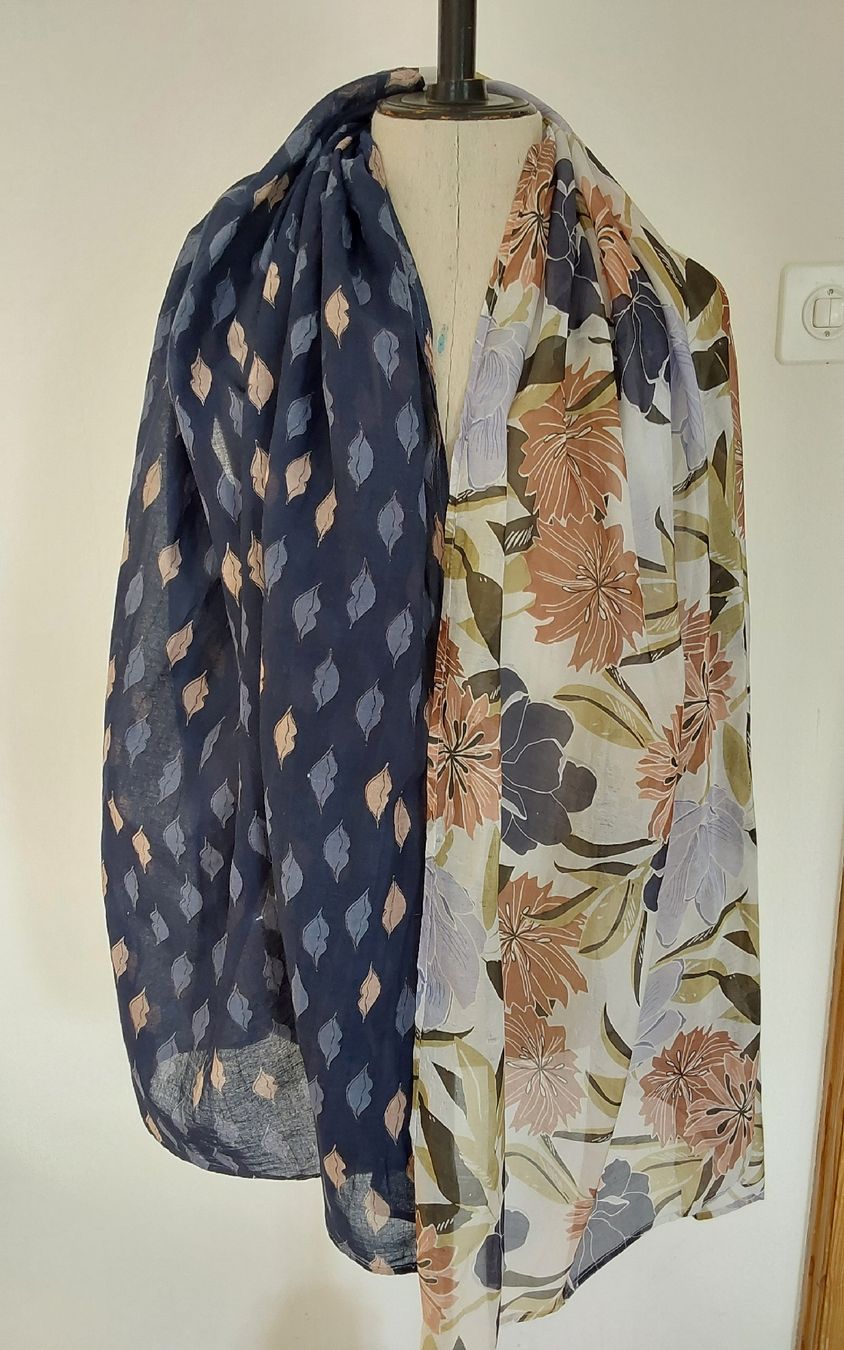 Foulards, Tücher & Schals: Schal – Gebraucht aus Köniz von scopello12 1