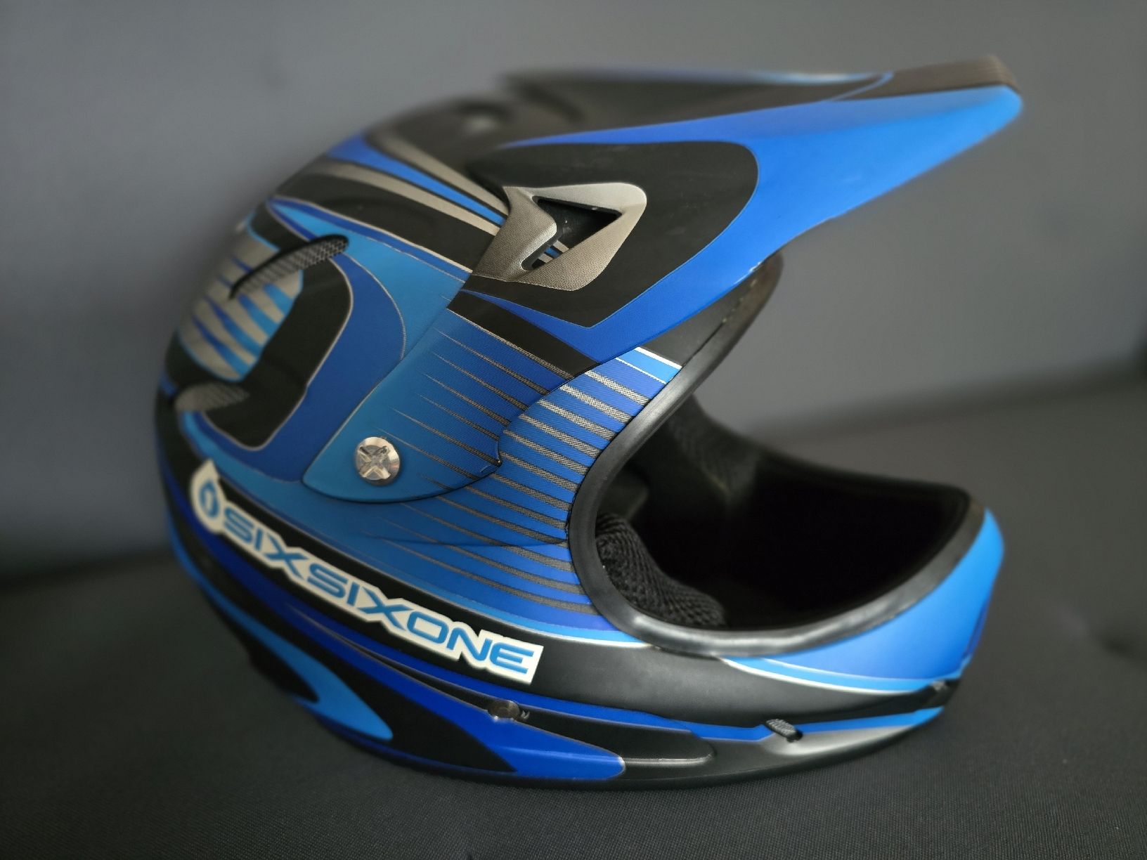 Caschi: Casque SixOne VTT/BMX, taille L – Nuovo (secondo la descrizione) da BERN venduto da froggyinternationale 3