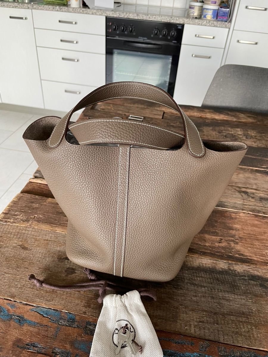 Hermès Borse da donna: Hermès Picotin 22 in etoupe – Usato da Sissach venduto da Monkbay 3