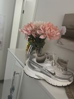 Nike Turnschuhe  Gr. 38 Neuwertig