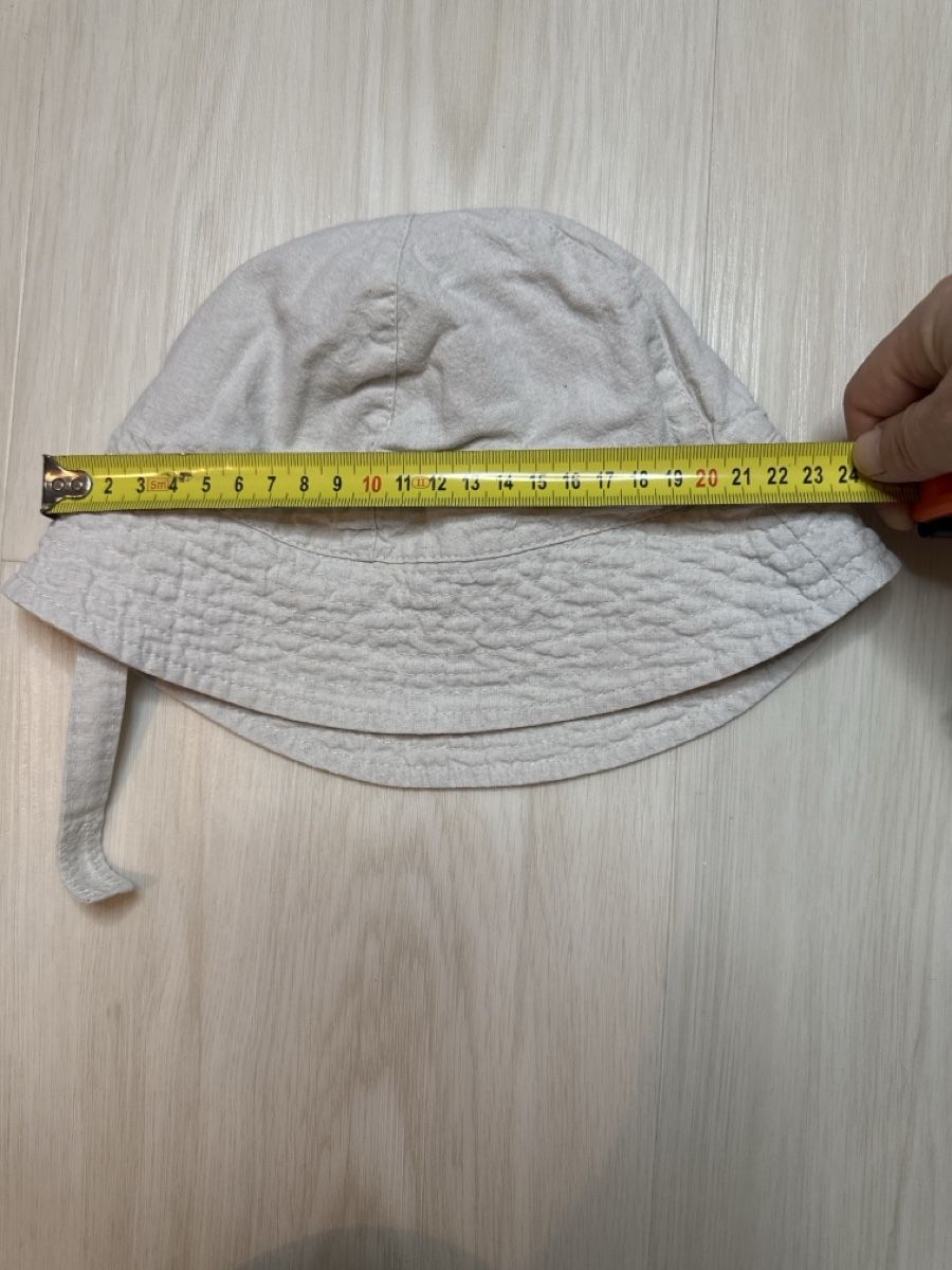 Mützen & Schals: Baby Sun Hat, Size 6-12 Months – Gebraucht aus Effretikon von lio_gjr8 2