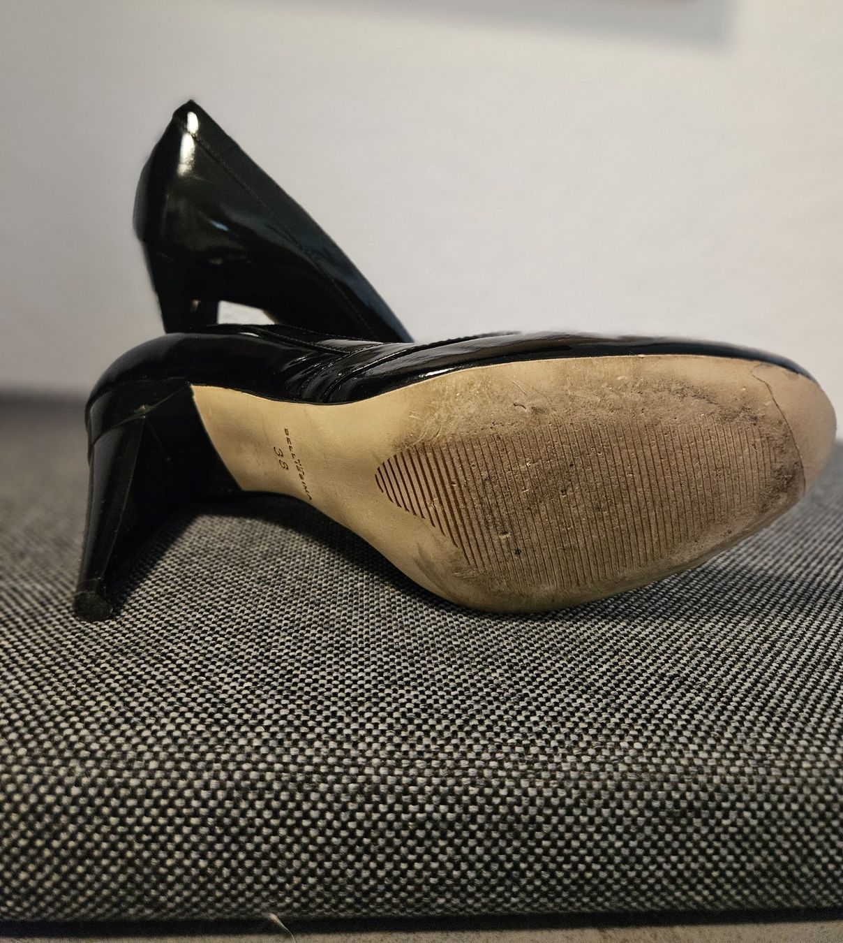 Scarpe da donna: Schwarze Pumps in Grösse 38 – Usato da Romanshorn venduto da be_an_74 6