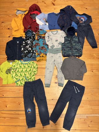 Kleiderpaket Jungs, Grösse 110